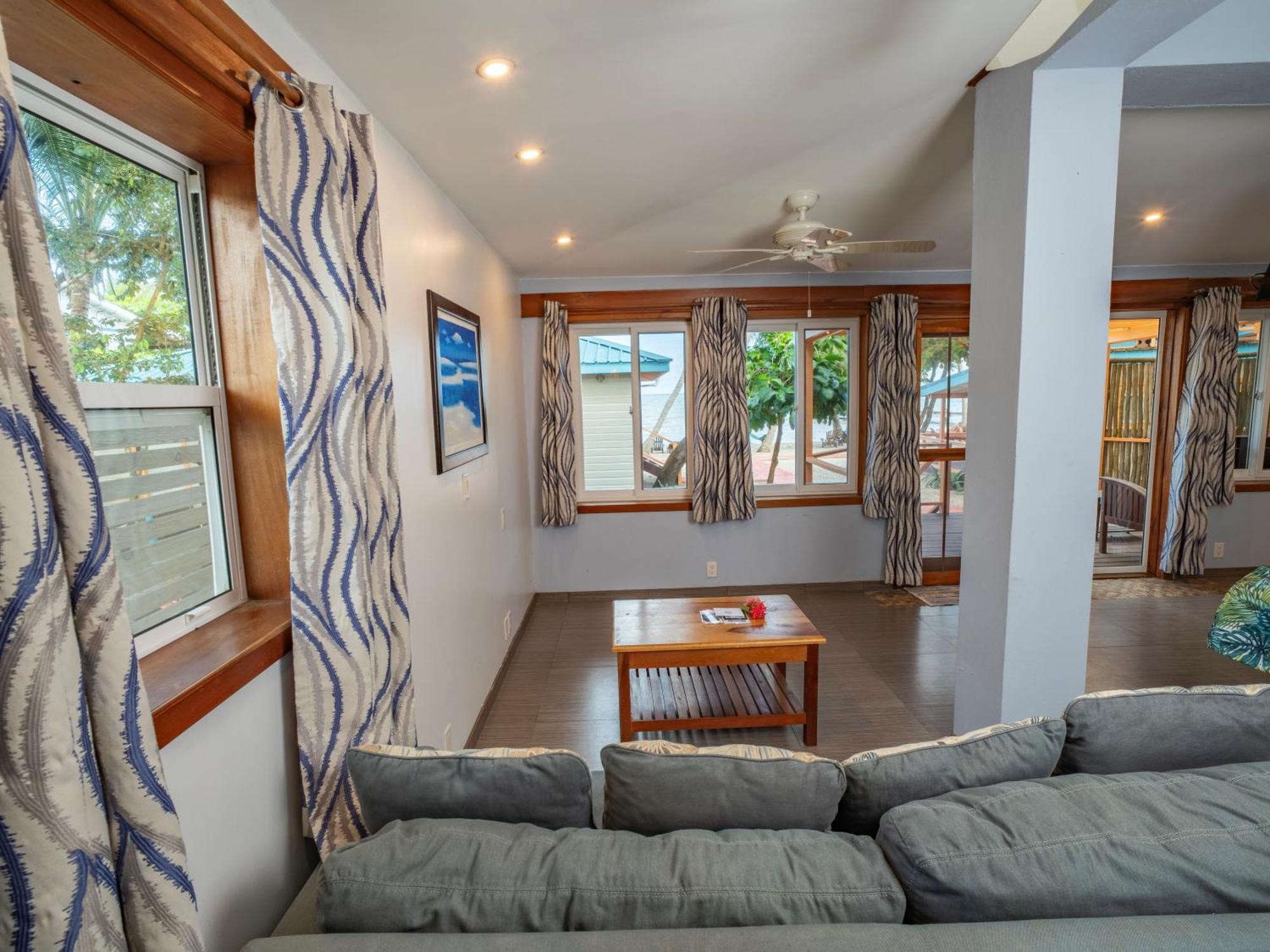 Maya Beach Hotel Экстерьер фото